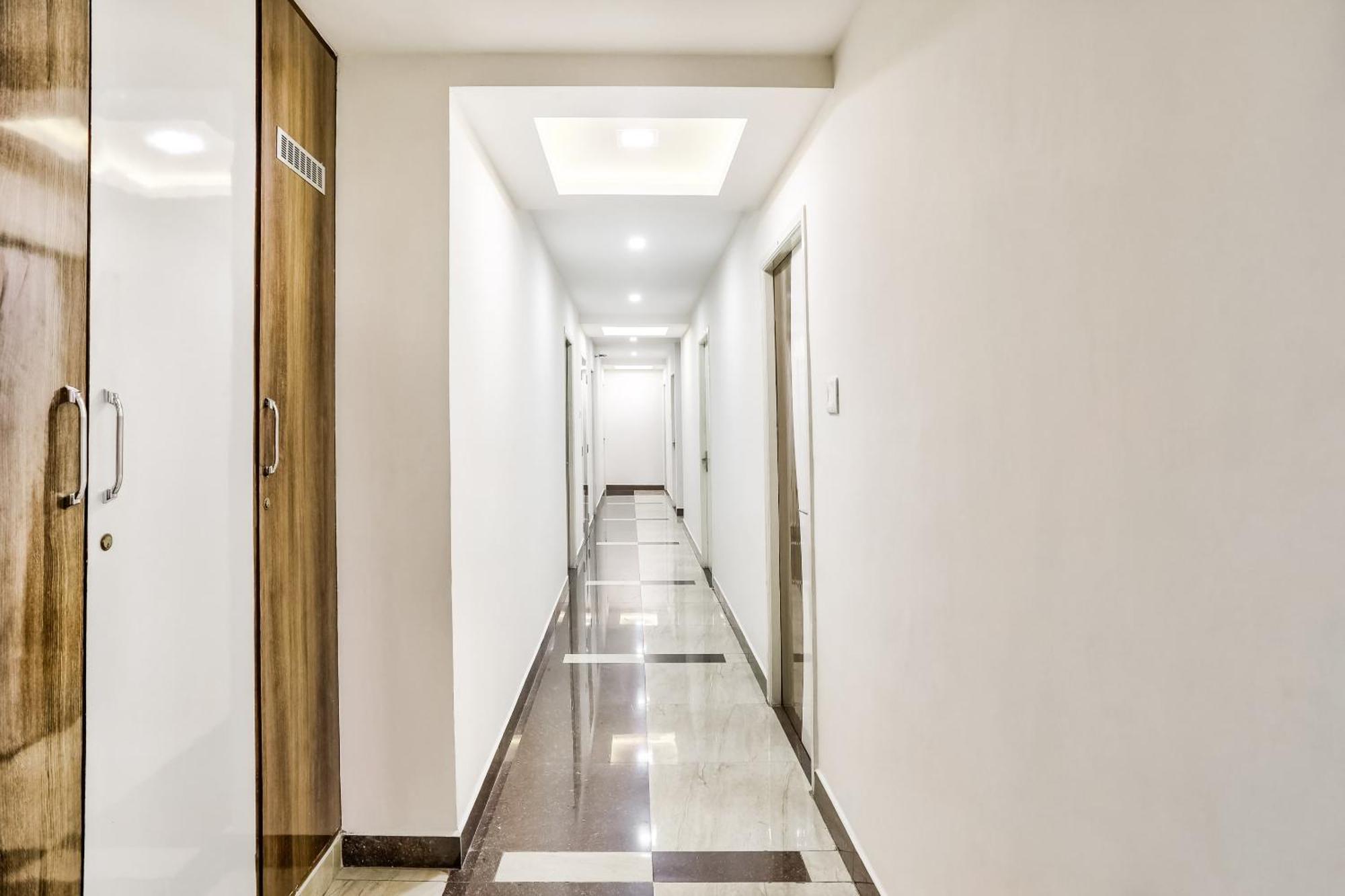 Hotel O Nimalan Residency Shenoy Nagar Anna Nagar Near Pvr Cinemas Skywalk Chennai Exterior photo
